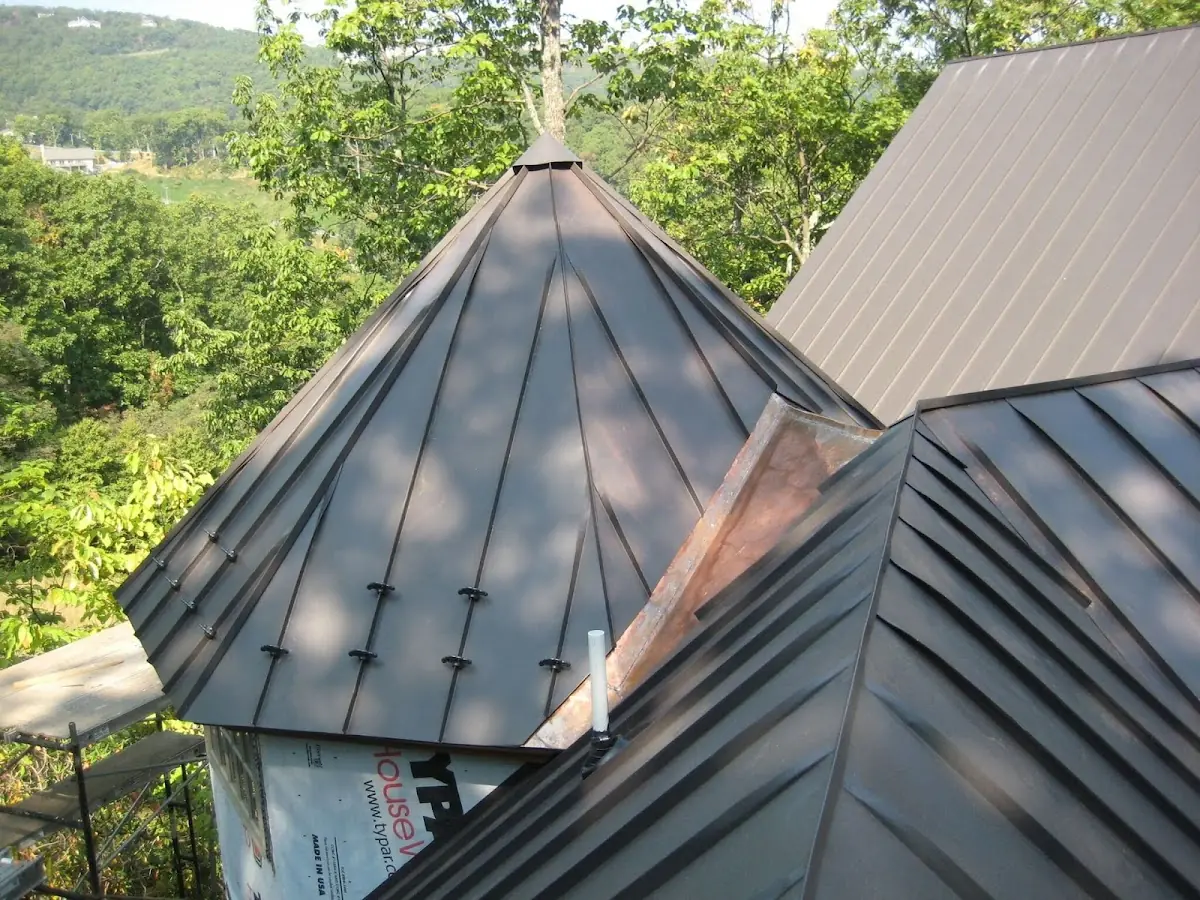 Professional Roof Tarp Installation by Craftsman Roofing in Gervais